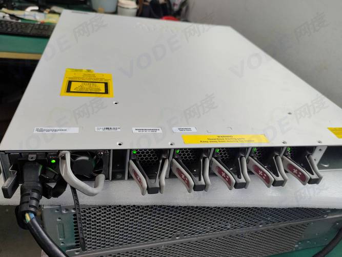 网度通信工程师紧急维修通信器材纪实 响应与技术的双重考验
